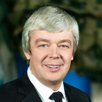 Александр Стриженов